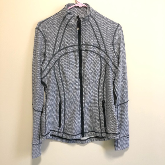 lululemon athletica Jackets & Blazers - HP ✨ Lululemon | Grey Zip-up, size 12 lululemon athletica Jackets & Blazers - HP ✨ Lululemon | Grey Zip-up, size 12